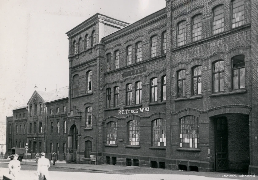 BS_23_2_GeschichtsmuseumLuedenscheid_Bld.-Slg. 830 Fa. P.C. Turck Wwe. Altenaer Str. Aufnahme 1954 VÖR Fotograf Frebel Lüdenscheid.jpg