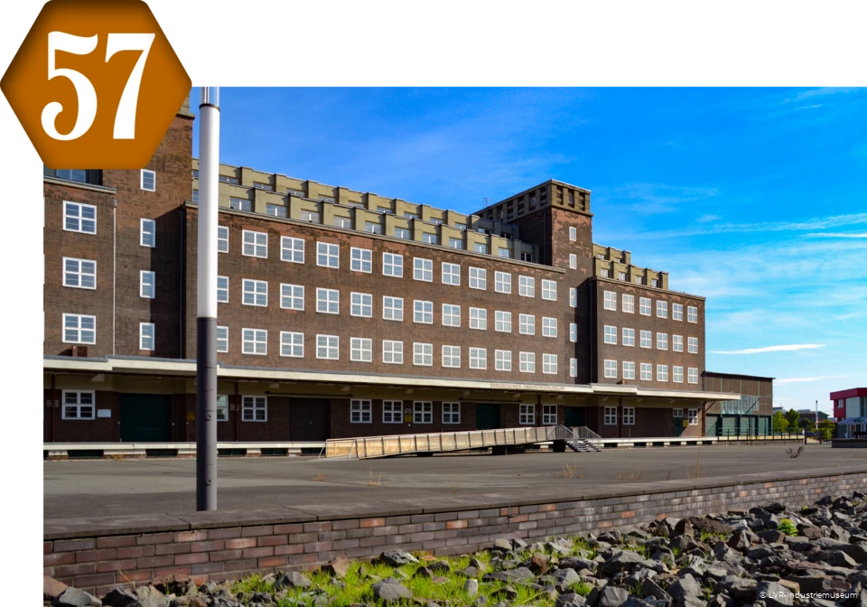 57_PeterBehrens_Bau.png